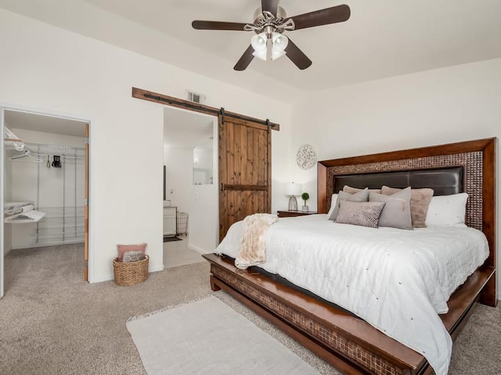 Top 8 Airbnb Vacation Rentals In Lemoore, California Updated 2024
