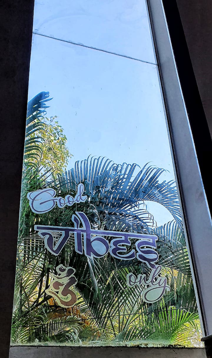 because good vibes make the day!