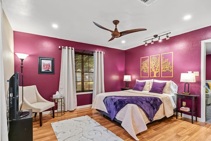 East Austin Casita de Colores