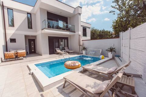 My house 2