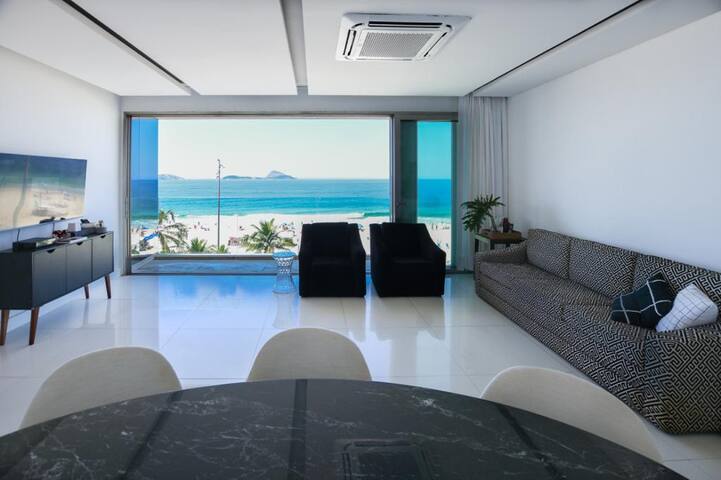 Leblon, Best Ocean Front, five star Stay! gallery image 2