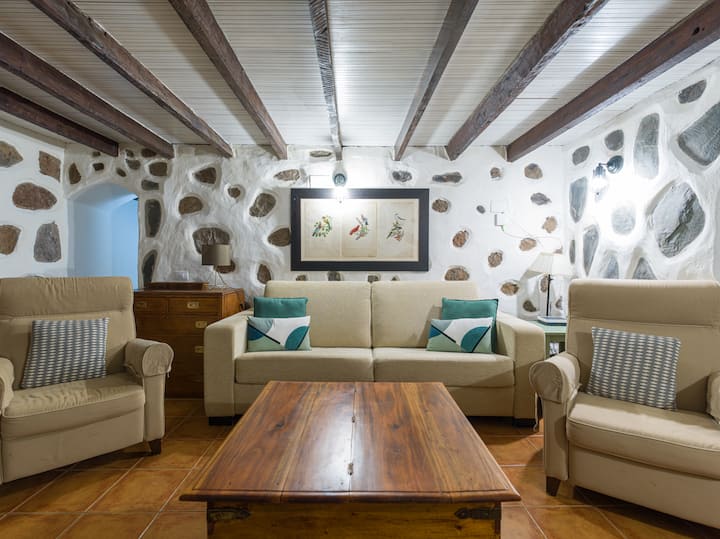 Acogedora Y Espaciosa Casa Rural Con Chimenea. - Tejeda
