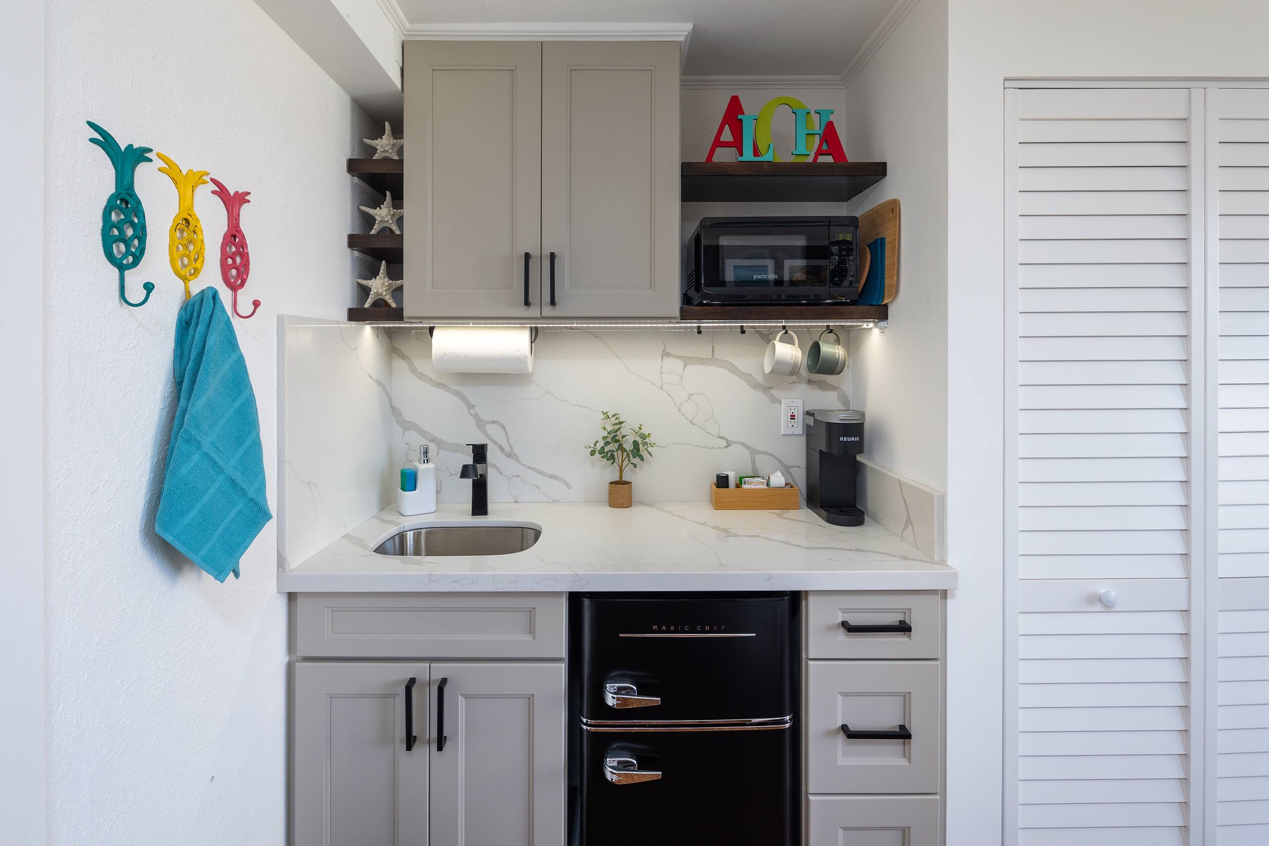 Condo in Honolulu · ★4.76 · 1 bedroom · 1 bed · 1 bath - Image 12