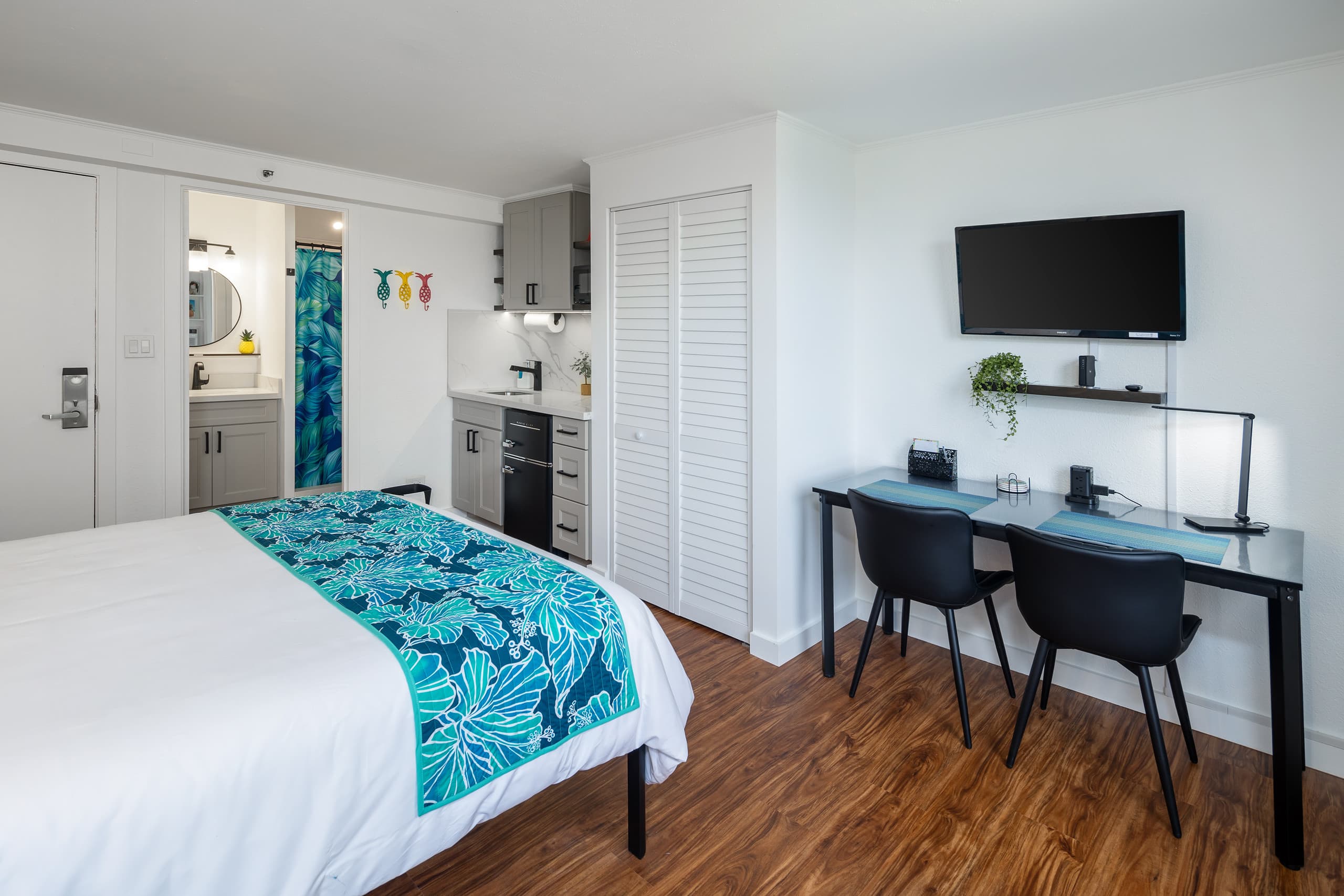 Condo in Honolulu · ★4.76 · 1 bedroom · 1 bed · 1 bath - Image 9