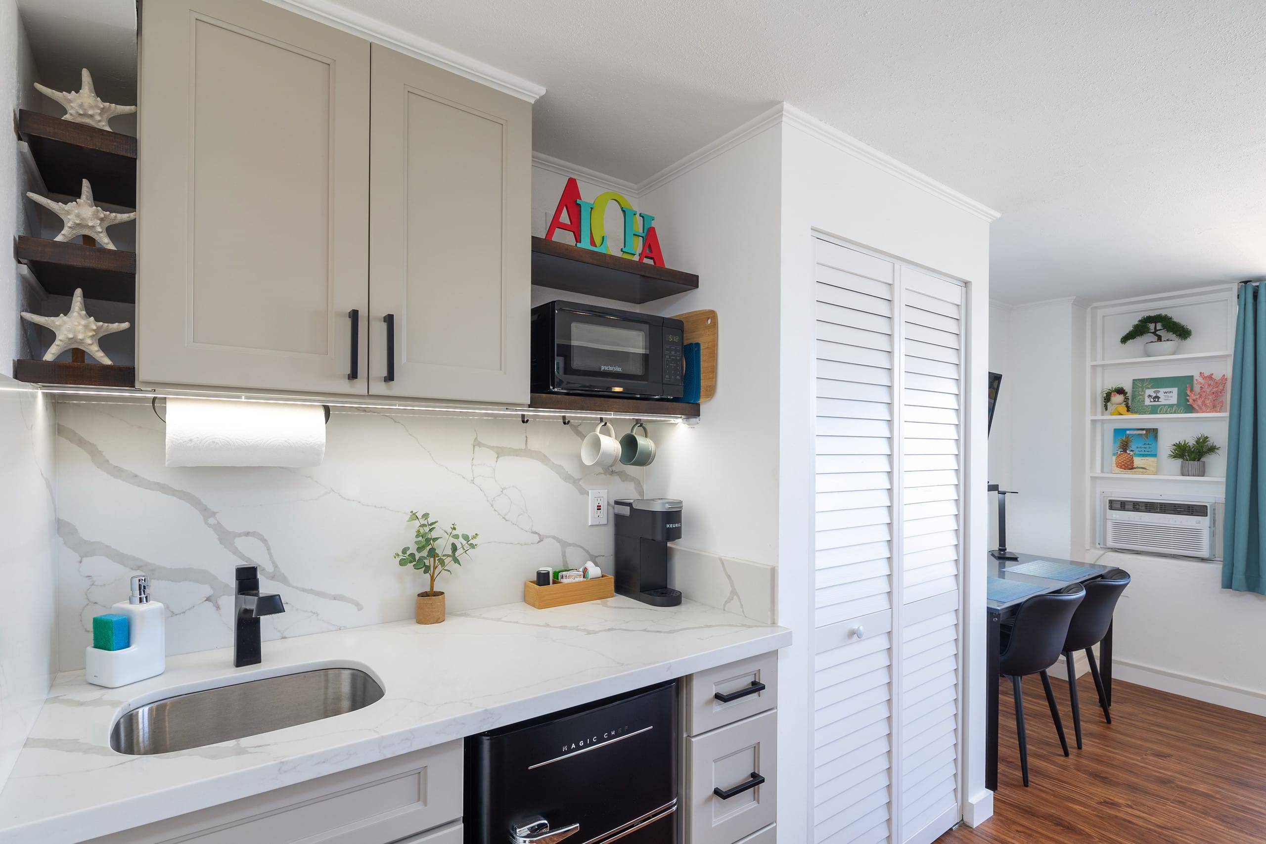 Condo in Honolulu · ★4.76 · 1 bedroom · 1 bed · 1 bath - Image 8