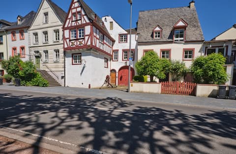 Zum Anker: The best place experience the Mosel.