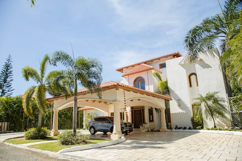 Villa at Metro Country Club