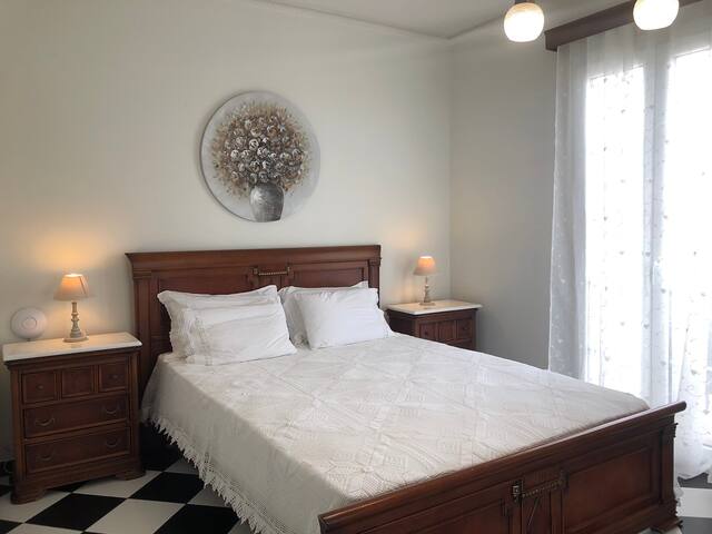 Naxos Chora Villa ”Vaporias” with amazing garden gallery image 3