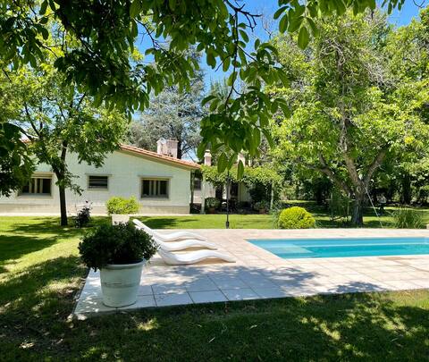 Quinta El Roble, Valle de Uco,11pax, 5dorm pool!