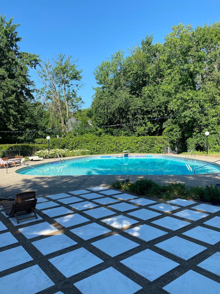 Top 10 Airbnbs With Pool In Grand Rapids, Michigan Updated 2024 Trip101