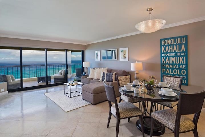 Luxury Oceanfront Condo – Stunning Panoramic Views gallery image 4