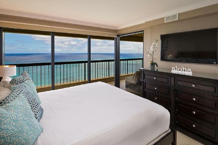 Waikiki Beach Tower 35th flr