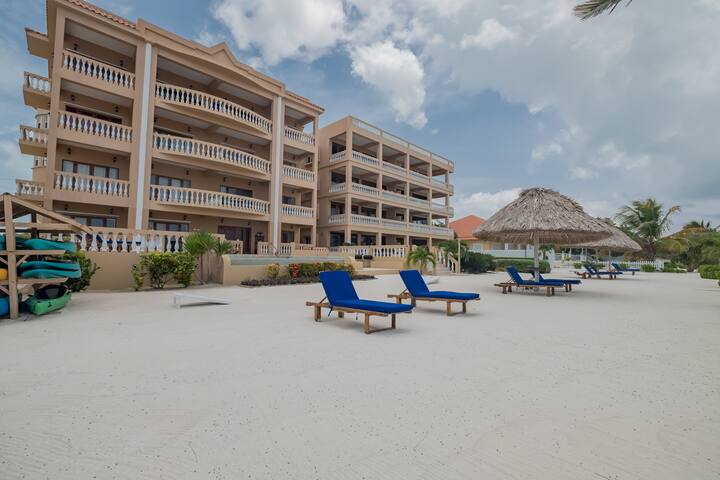 Villa Tortuga- 3 Bedroom Suite gallery image 5