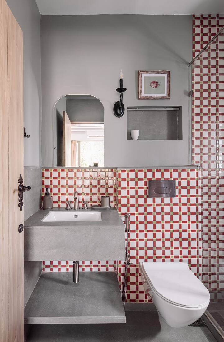 'Bougainvillea' bathroom