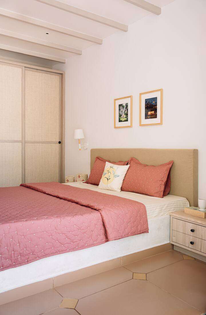 'bougainvillea' room