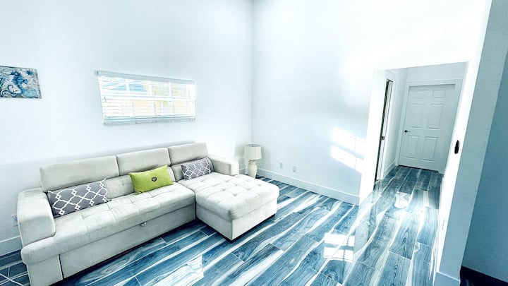 Luxury Smart Home In The Heart Of Se Cape Coral - 開普科勒爾