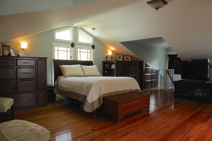 12 South Bungalow gallery image 5