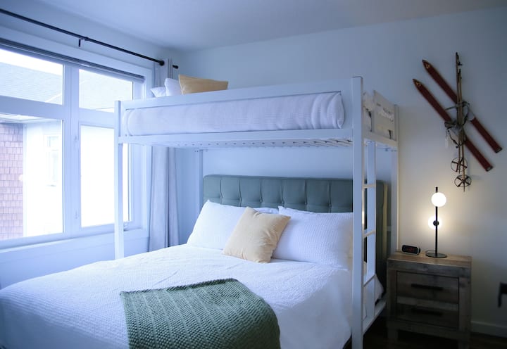 Druga spavaća soba spremna je i čeka da se uselite.