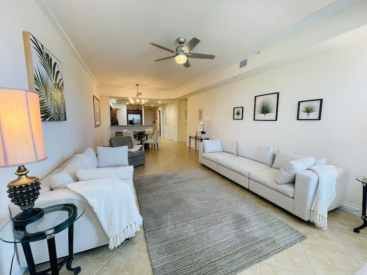 Convenience: The Heart Of The Downtown Lwr! - Lakewood Ranch