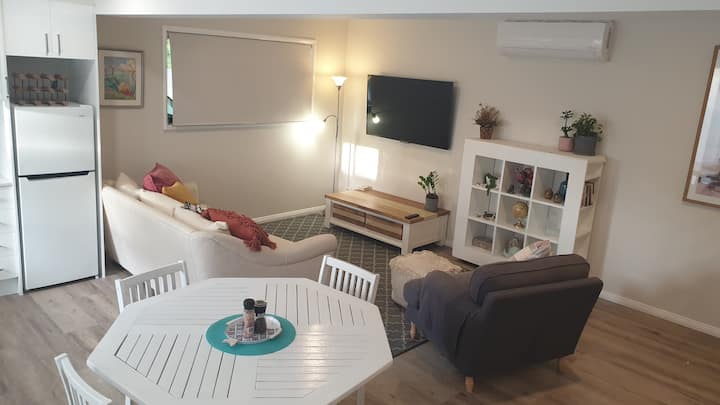 Spacious Modern Unit: Borders Forest, Close To Sea - 黃金海岸