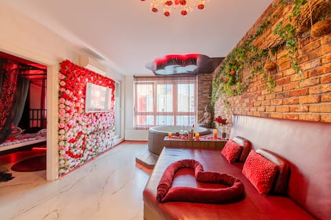 Popular Airbnb listing: Jacuzzi / Love / Flex SelfCheckIns 28 /Luxury/BDSM in Trešnjevka Jug