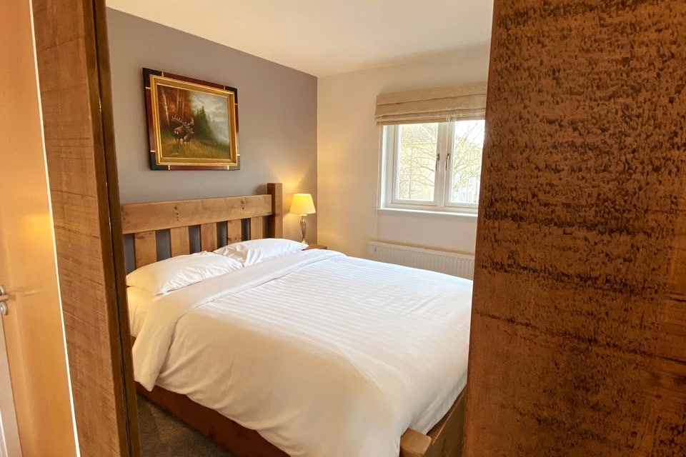 Master bedroom - with new carpeting