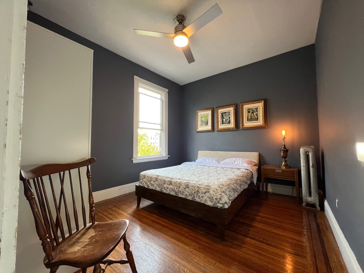 غرفة النوم 2