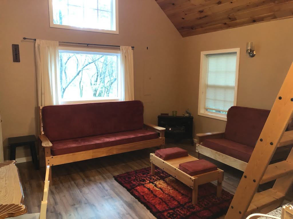 Popular Airbnb listing: Welcome to Pine Cone Cabin! in Western Southern Tier Rural