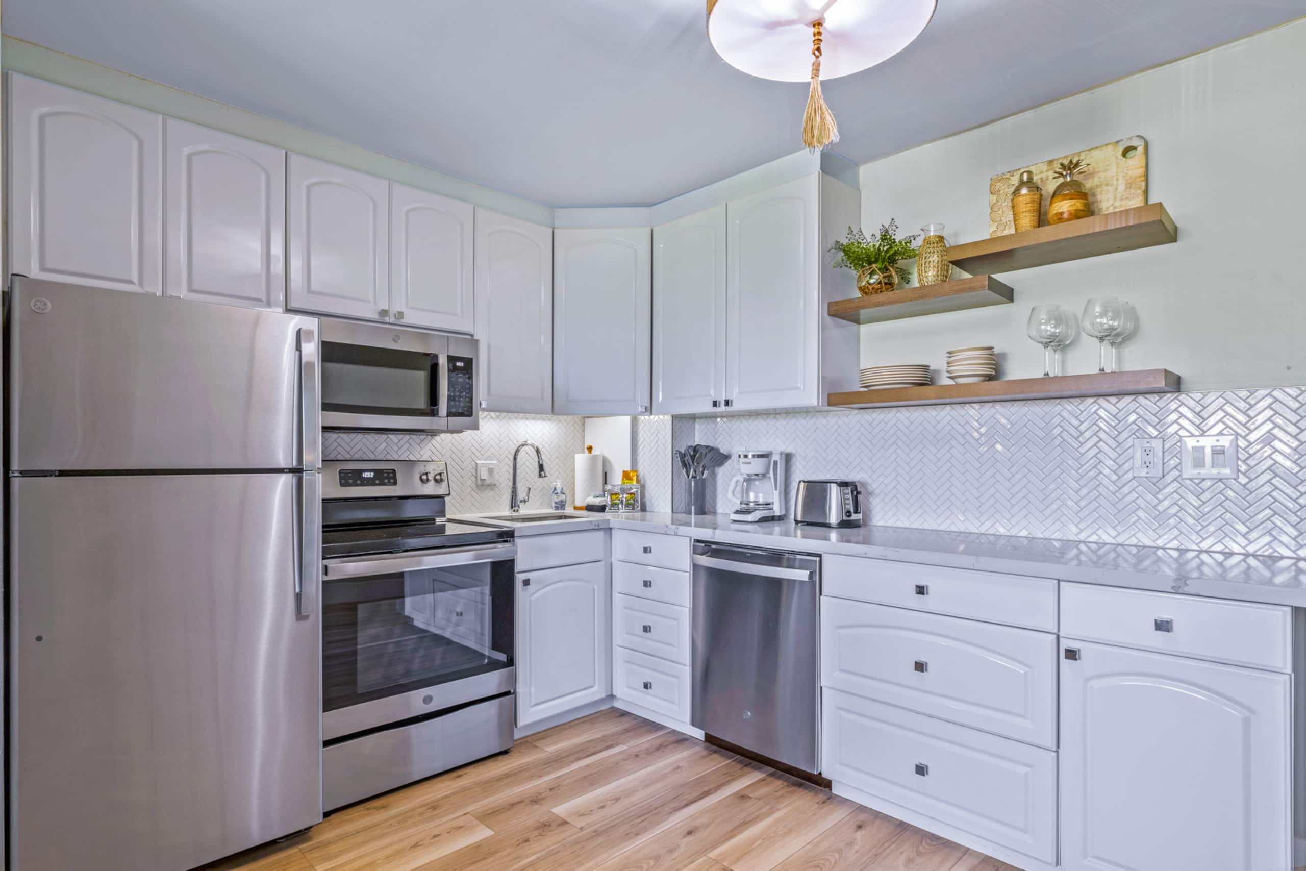 Condo in Lahaina · ★4.85 · Studio · 1 bed · 1 bath - Image 6