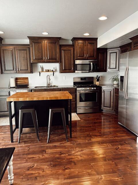 Beautiful townhome in quiet neighborhood