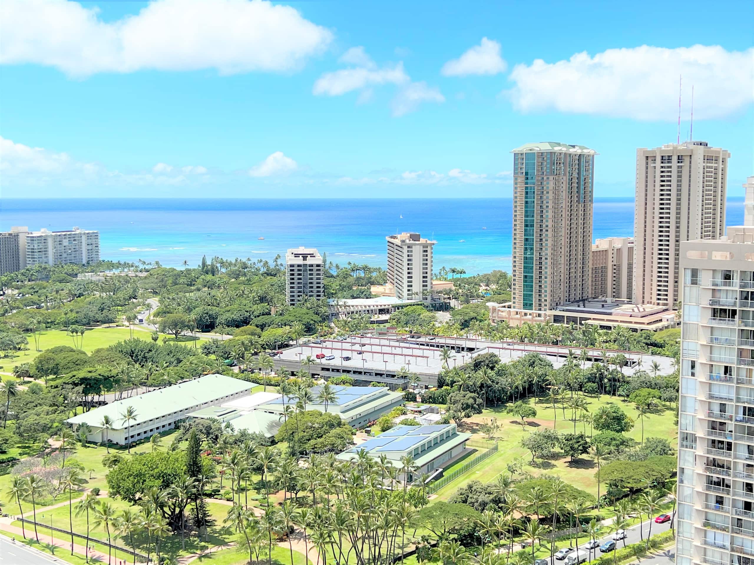 Condo in Honolulu · ★4.8 · 1 bedroom · 1 bed · 1 private bath - Image 9