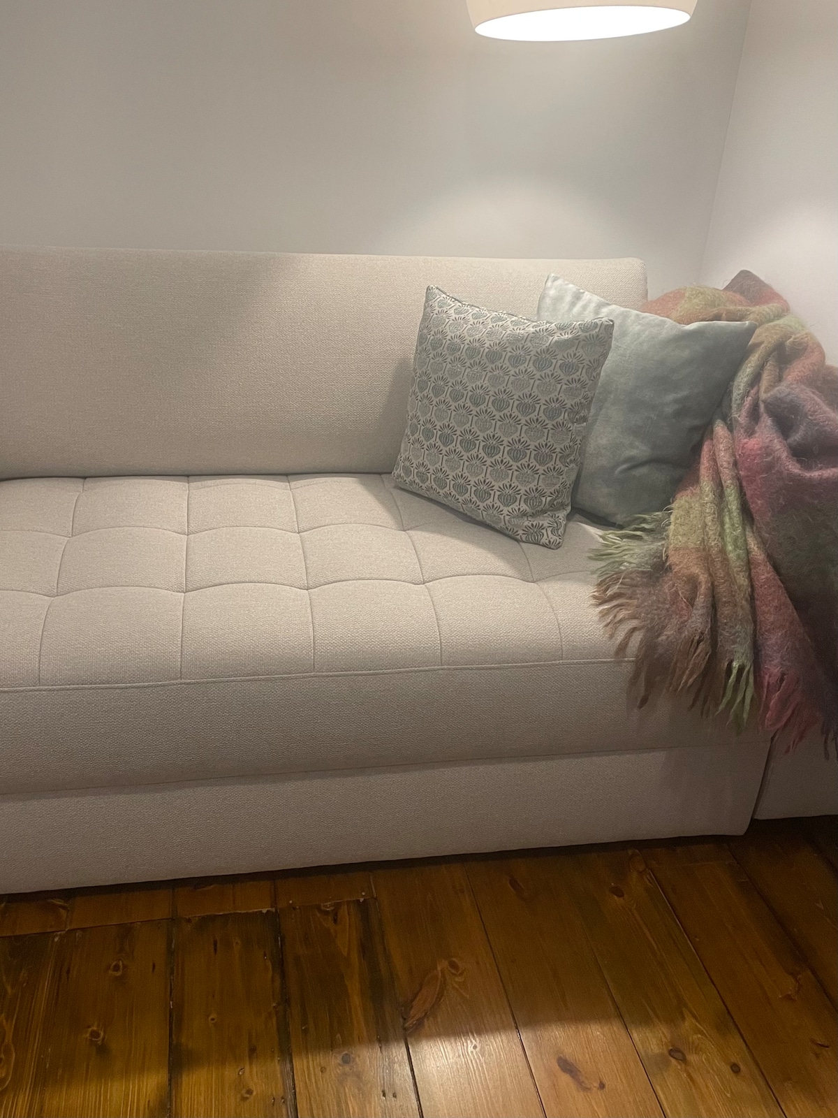 سرير أريكة مزدوج في غرفة نوم إضافية 