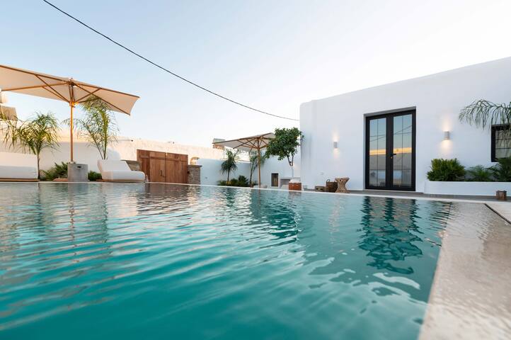 CasaCarma II, private pool, boho design, tradition gallery image 3