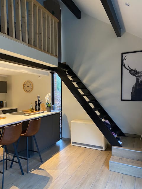 Cocooning near the River Meuse