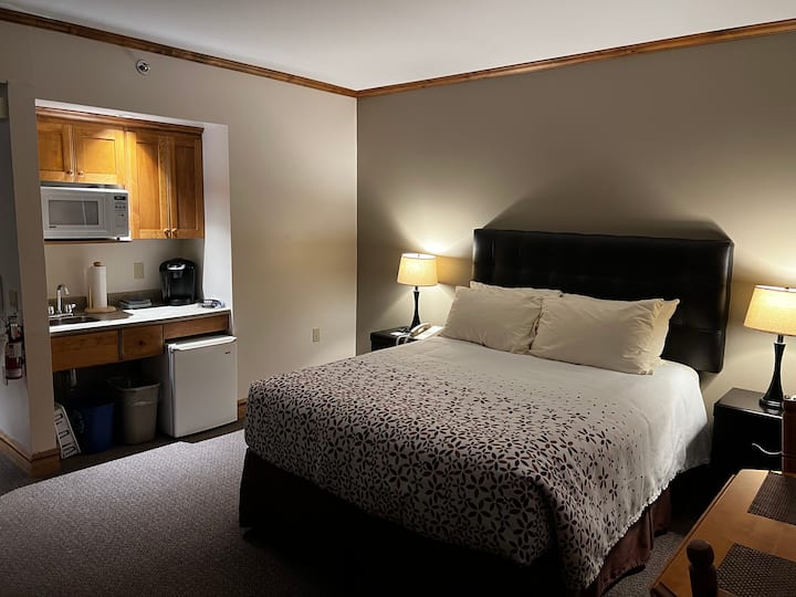 Deluxe Studio Suite - Corner Brook