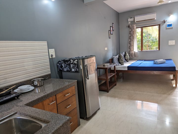 Holiday Room Close To The Beach - Goa