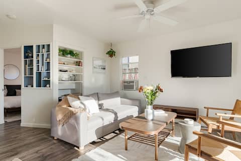 Top Airbnb: Casa Lotus 2 bedroom - 1 ba Ocean Beach Home/Yard in Ocean Beach