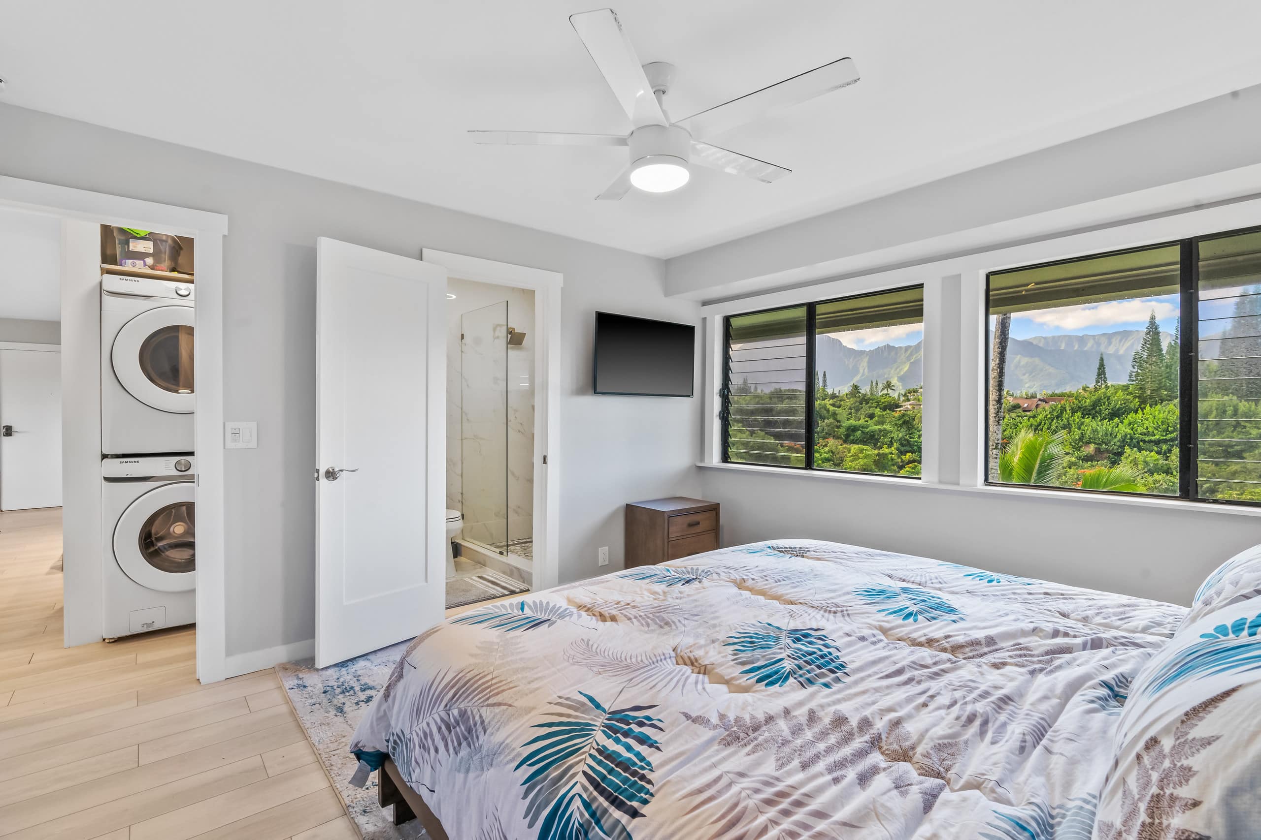 Condo in Princeville · ★4.94 · 2 bedrooms · 2 beds · 2 private baths - Image 13