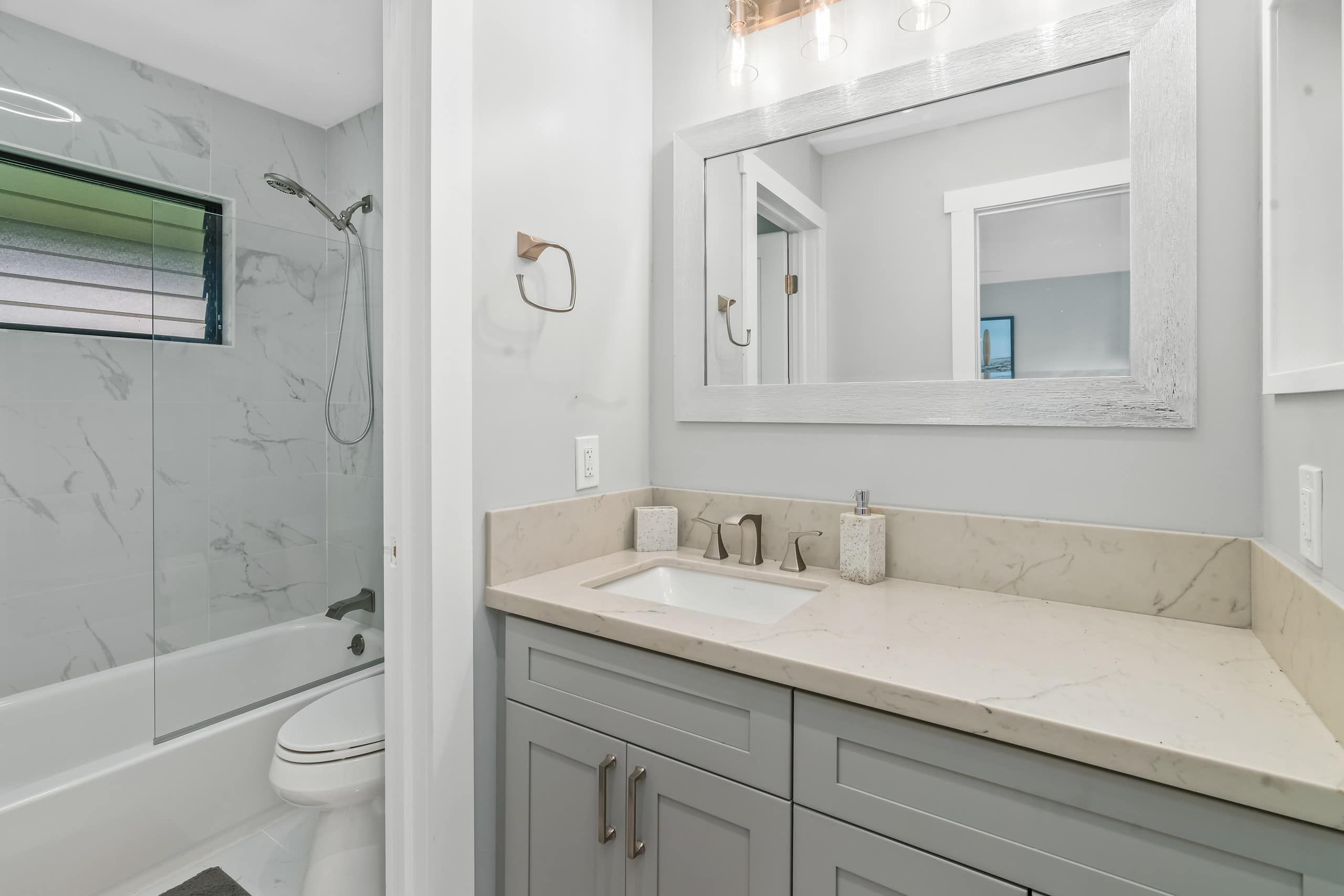 Condo in Princeville · ★4.94 · 2 bedrooms · 2 beds · 2 private baths - Image 17