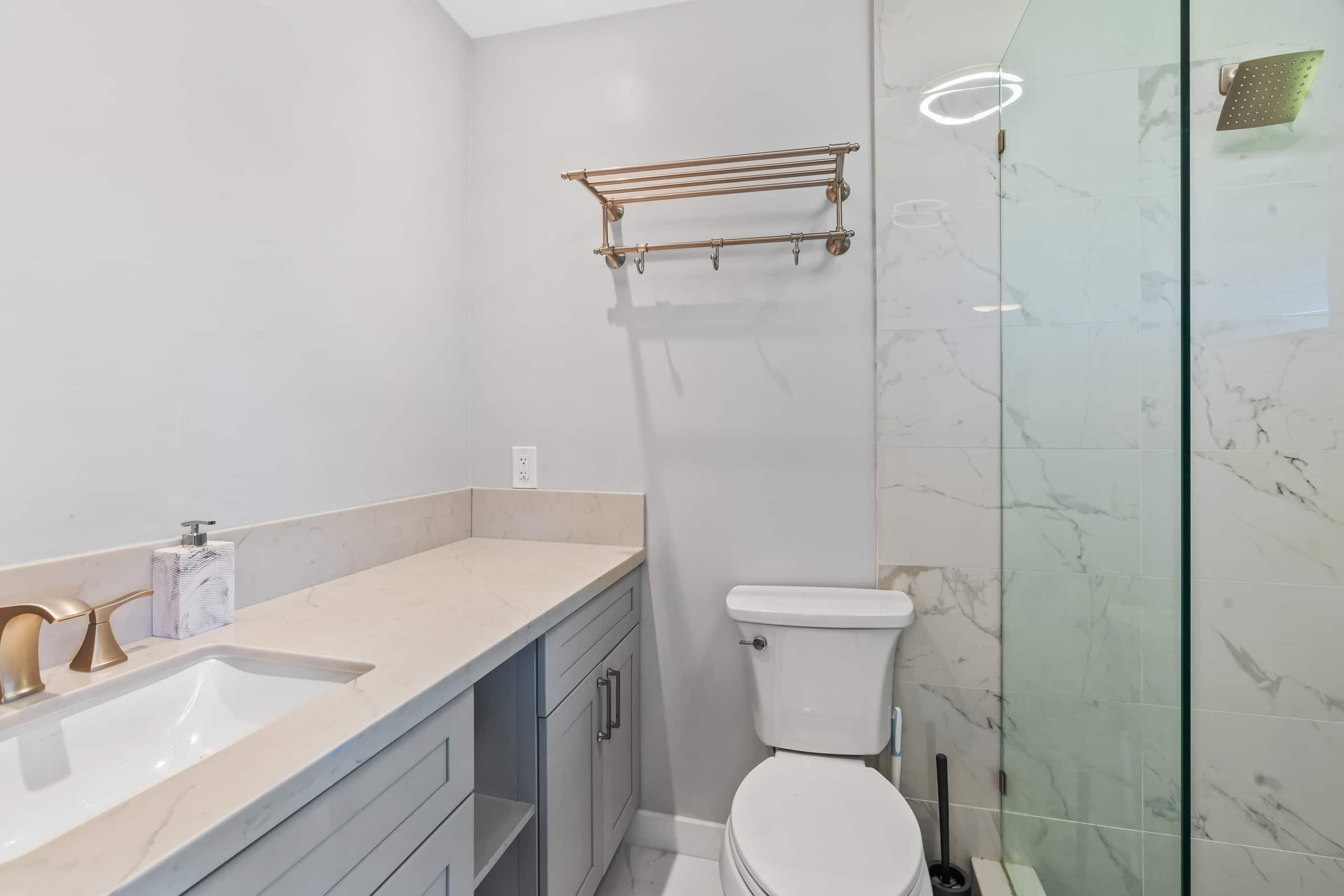 Condo in Princeville · ★4.94 · 2 bedrooms · 2 beds · 2 private baths - Image 14