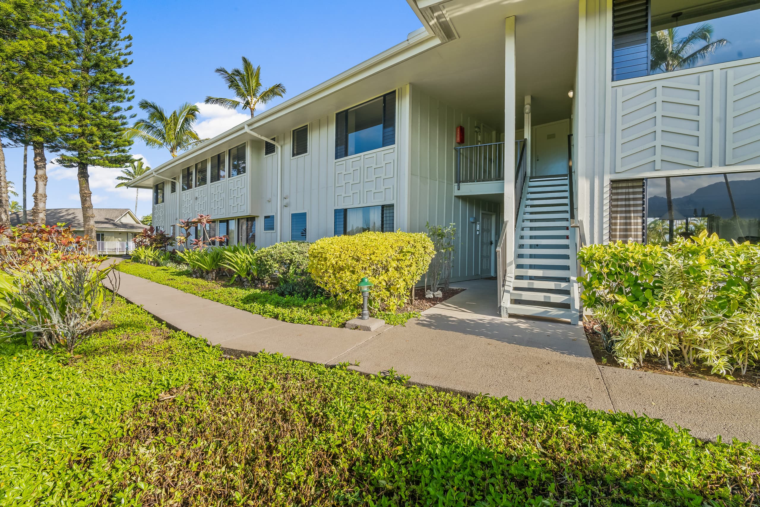 Condo in Princeville · ★4.94 · 2 bedrooms · 2 beds · 2 private baths - Image 25