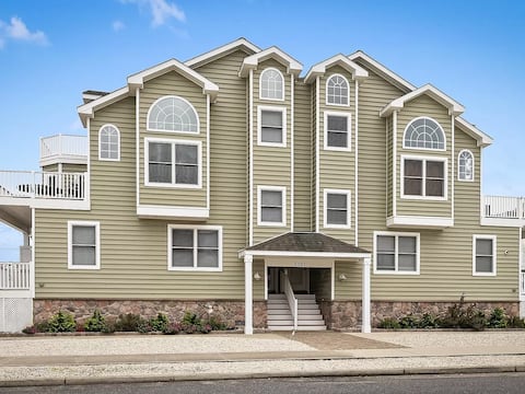 5101 Central-5/4 Corner-3Decks-5cars-Sunsets