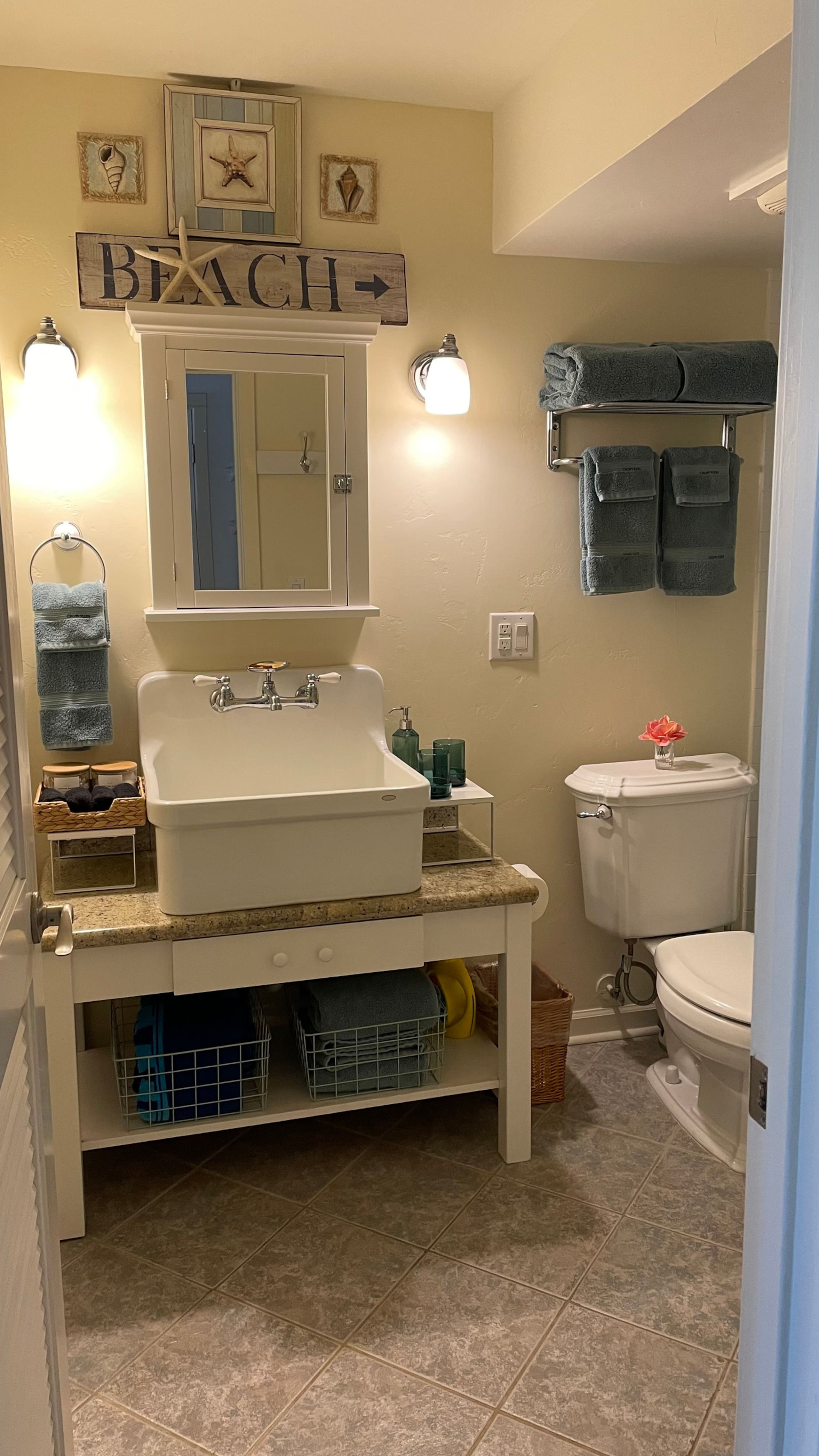 Condo in Lahaina · ★4.97 · Studio · 1 bed · 1 private bath - Image 12