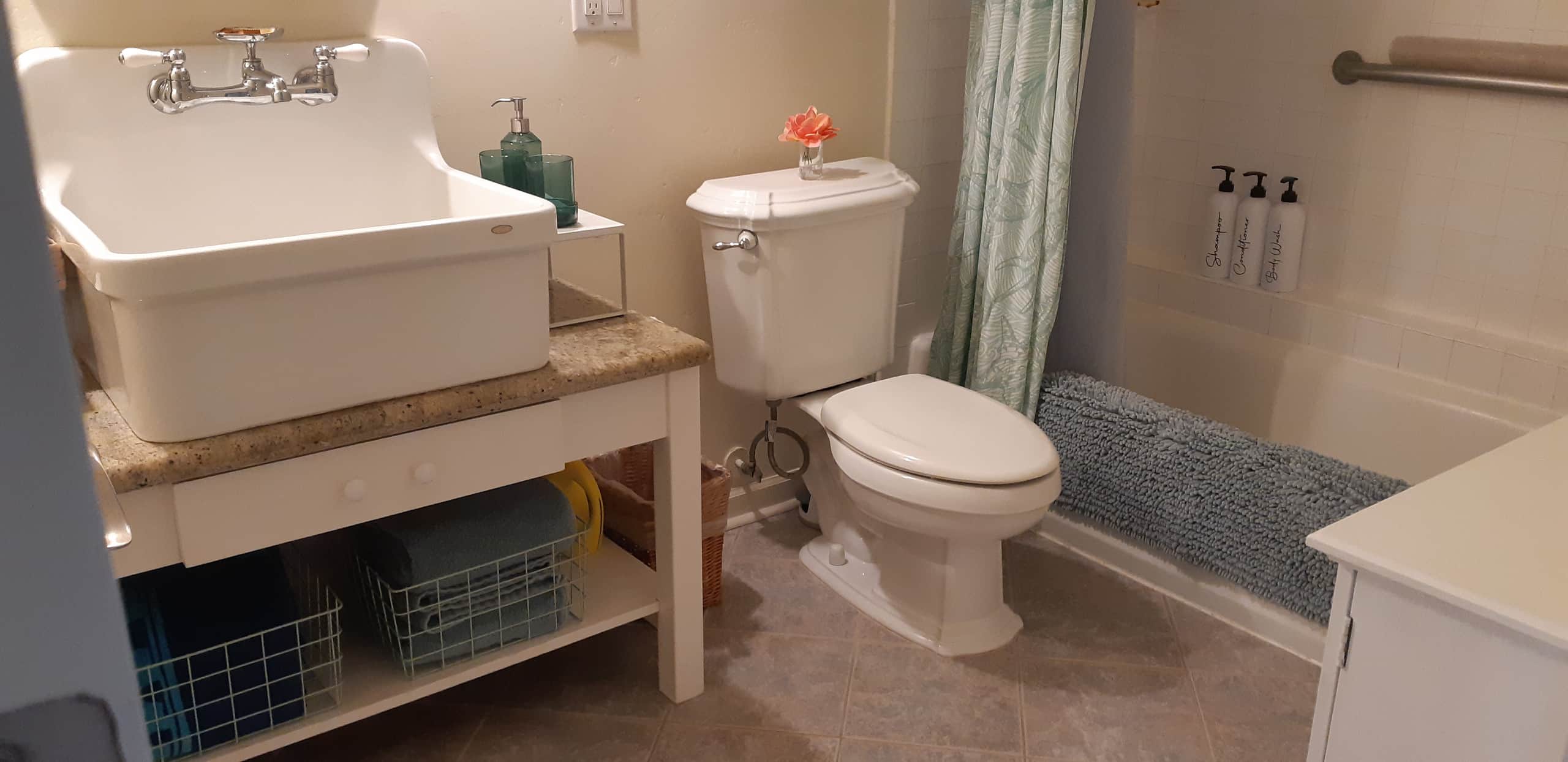 Condo in Lahaina · ★4.97 · Studio · 1 bed · 1 private bath - Image 13