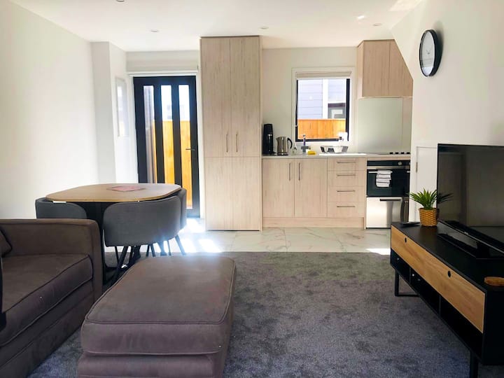 Lower Hutt Holiday Rentals & Homes Wellington, New Zealand Airbnb