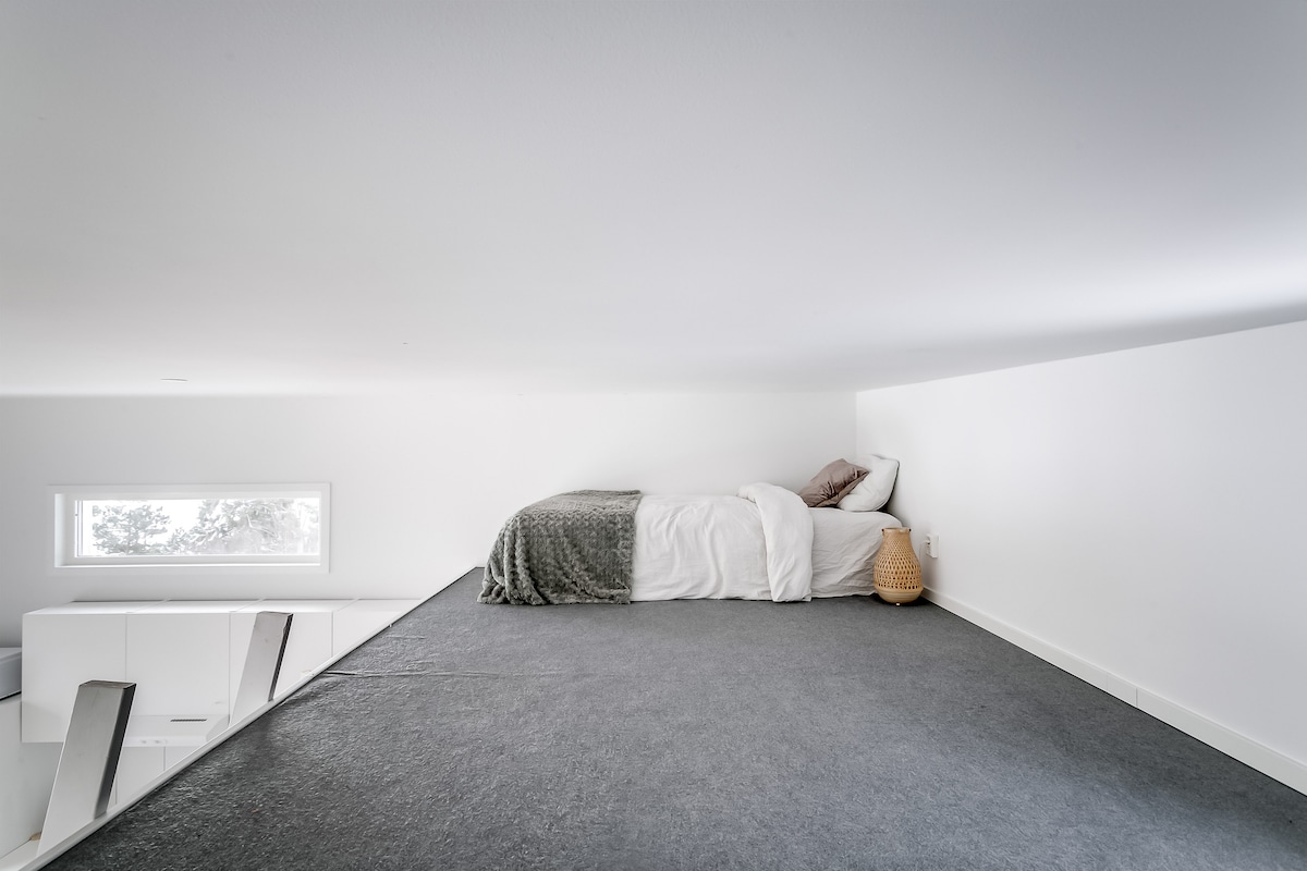 เตียงที่สอง * ซิงเกิล (ห้องนอนใต้หลังคา)