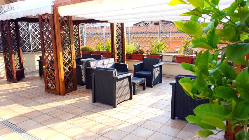 S. PETER APARTMENT WITH AMAZING PRIVATE TERRACE gallery image 5