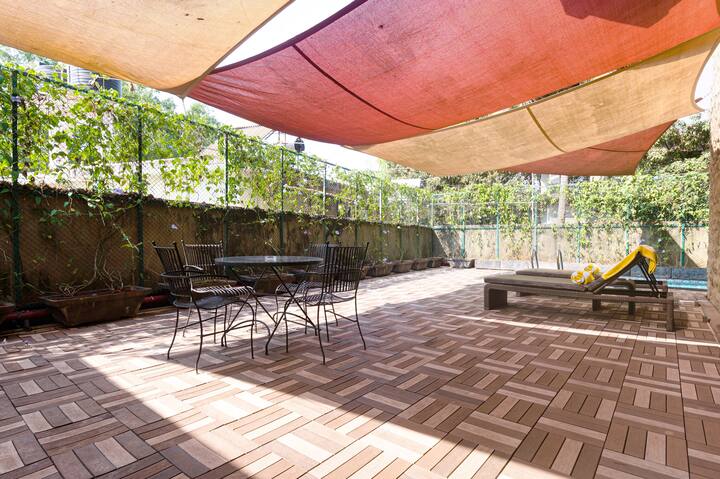 Patio image 1