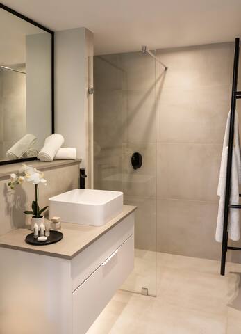 Mountain Suite gallery image 4