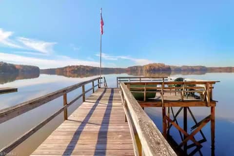 Oar House - Lakefront, Pier, Boat Ramp & Fire Pit